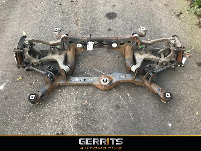 Gebruikte Subframe Audi A5 Quattro (B8C/S) 3.0 TDI V6 24V Prijs € 137,48 Margeregeling aangeboden door Gerrits Automotive BV