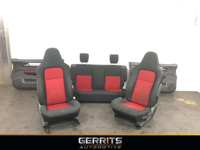 Suzuki Swift Bekleding Sets (compleet) voorraad