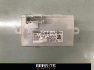 Gebruikte Keyless vehicle module Mercedes E (W213) E-350d 3.0 V6 24V Prijs € 71,48 Margeregeling aangeboden door Gerrits Automotive BV