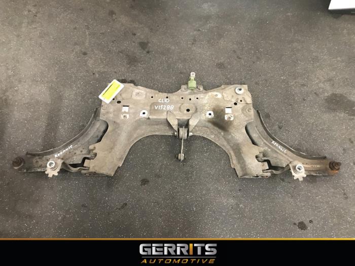 Gebruikte Subframe Renault Clio IV Estate/Grandtour (7R) 1.5 Energy dCi 90 FAP Prijs € 109,98 Margeregeling aangeboden door Gerrits Automotive BV