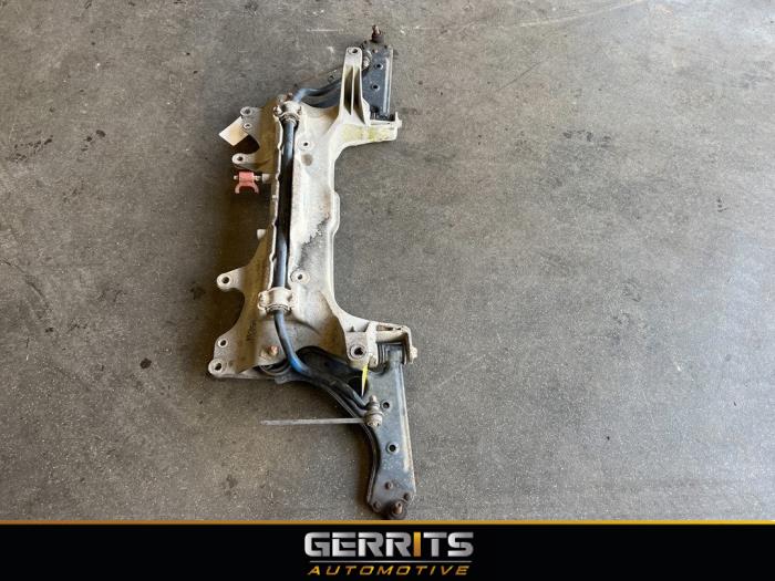 Subframe van een Peugeot Bipper (AA) 1.3 HDI 2013