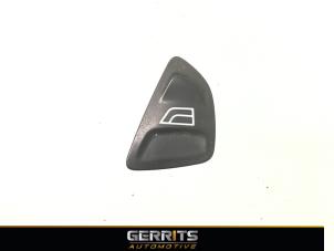 Gebruikte Elektrisch Raam Schakelaar Ford Ka II 1.2 Prijs € 21,98 Margeregeling aangeboden door Gerrits Automotive BV