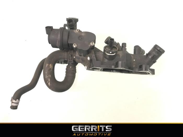 Gebruikte Thermostaathuis Renault Megane IV Estate (RFBK) 1.2 Energy TCE 130 Prijs € 54,98 Margeregeling aangeboden door Gerrits Automotive BV