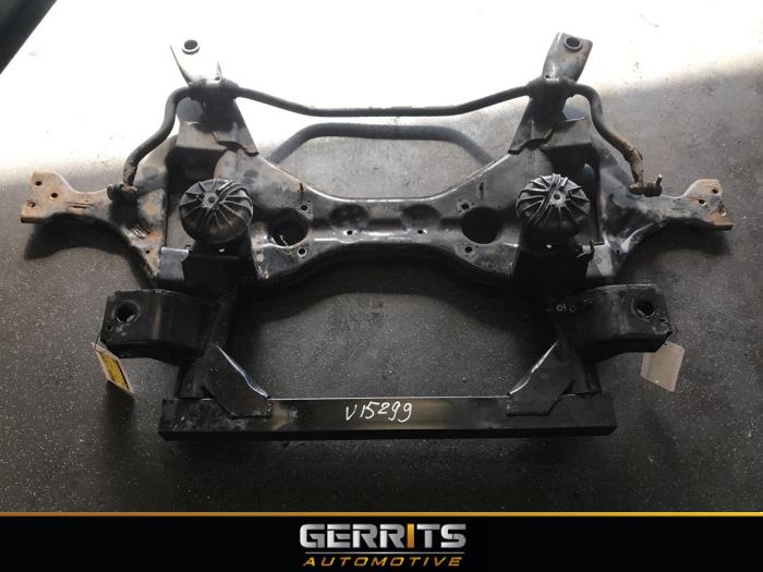 Gebruikte Subframe Mercedes Vito (639.6) 2.2 111 CDI 16V Prijs € 164,98 Margeregeling aangeboden door Gerrits Automotive BV
