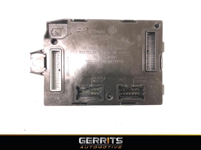 Computer Body Control van een Renault Captur (2R) 0.9 Energy TCE 12V 2018