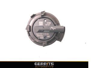 Gebruikte Airbag Sensor Mercedes C (C205) C-300 2.0 Turbo 16V Prijs € 21,98 Margeregeling aangeboden door Gerrits Automotive BV