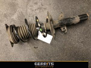 Gebruikte Mac Phersonpoot links-voor Renault Megane IV Estate (RFBK) 1.6 Energy dCi 130 Prijs € 93,48 Margeregeling aangeboden door Gerrits Automotive BV