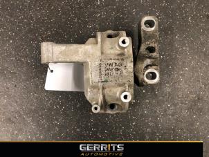 Gebruikte Motorsteun Volkswagen Tiguan (5N1/2) 2.0 TDI 16V Prijs € 38,48 Margeregeling aangeboden door Gerrits Automotive BV