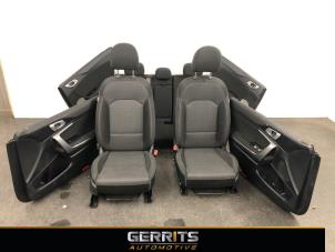 Gebruikte Bekleding Set (compleet) Kia Ceed Sportswagon (CDF) 1.0i T-GDi 12V Prijs € 399,99 Margeregeling aangeboden door Gerrits Automotive