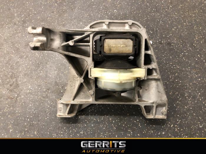 Gebruikte Motorsteun Peugeot 308 (L3/L8/LB/LH/LP) 1.6 16V THP Prijs € 29,99 Margeregeling aangeboden door Gerrits Automotive BV