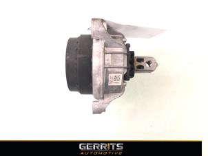 Gebruikte Motorsteun BMW 5 serie (F10) 520i 16V Prijs € 43,98 Margeregeling aangeboden door Gerrits Automotive BV