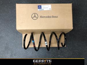 Gebruikte Veerschroef voor Mercedes B (W246,242) 2.2 B-220 CDI BlueEFFICIENCY 16V Prijs € 54,98 Margeregeling aangeboden door Gerrits Automotive