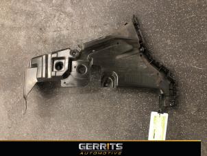 Gebruikte Bumpersteun links-achter Volvo XC60 II (UZ) 2.0 T8 16V Recharge, Twin Engine AWD Prijs € 27,48 Margeregeling aangeboden door Gerrits Automotive BV