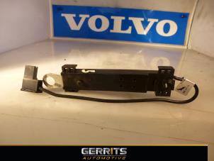 Gebruikte Antenne Versterker Volvo V50 (MW) Prijs € 19,99 Margeregeling aangeboden door Gerrits Automotive BV