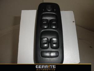Gebruikte Schakelaar Elektrisch Raam Volvo V70 (SW) 2.4 D 20V Prijs € 38,00 Margeregeling aangeboden door Gerrits Automotive BV