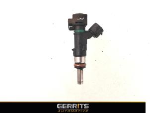 Gebruikte Injector (benzine injectie) Renault Captur (2R) 0.9 Energy TCE 12V Prijs € 21,98 Margeregeling aangeboden door Gerrits Automotive