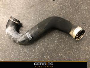 Gebruikte Intercooler Slang Mercedes B (W245) 2.0 B-200 16V Turbo Prijs € 27,48 Margeregeling aangeboden door Gerrits Automotive BV