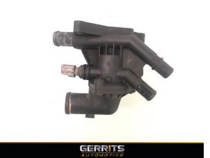 Gebruikte Thermostaathuis Ford Fiesta 6 (JA8) 1.0 EcoBoost 12V 100 Prijs € 24,99 Margeregeling aangeboden door Gerrits Automotive BV
