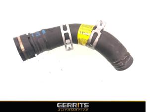 Gebruikte Radiateurslang Kia Ceed Sportswagon (CDF) 1.0i T-GDi MHEV 12V Prijs € 21,98 Margeregeling aangeboden door Gerrits Automotive BV