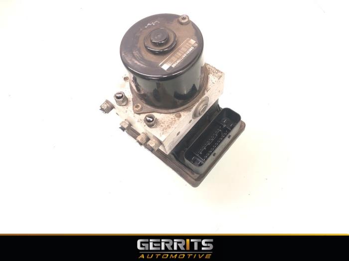Gebruikte ABS Pomp Opel Zafira (M75) 2.2 16V Direct Ecotec Prijs € 82,48 Margeregeling aangeboden door Gerrits Automotive BV