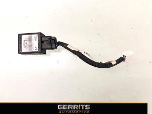 Gebruikte Remlicht module Mazda CX-3 (DJ/DK) 2.0 SkyActiv-G 120 AWD Prijs € 21,98 Margeregeling aangeboden door Gerrits Automotive BV