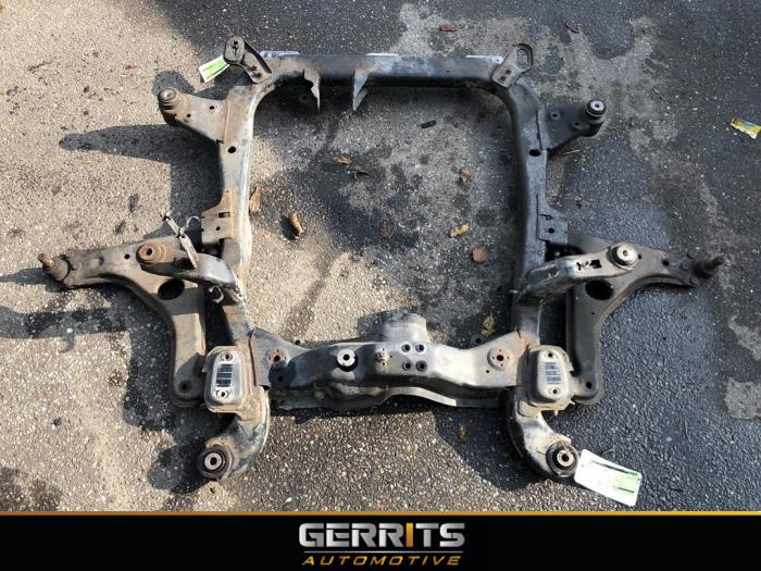 Gebruikte Subframe Opel Zafira (M75) 2.2 16V Direct Ecotec Prijs € 82,48 Margeregeling aangeboden door Gerrits Automotive BV