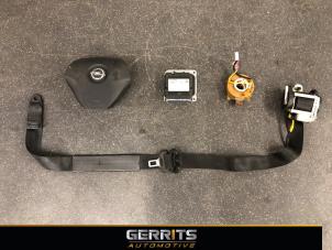 Gebruikte Airbag Set + Module Opel Combo 1.3 CDTI 16V Prijs € 423,49 Inclusief btw aangeboden door Gerrits Automotive