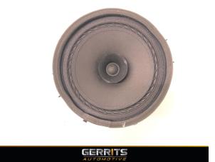 Gebruikte Speaker Mitsubishi Space Star (A0) 1.2 12V Prijs € 21,98 Margeregeling aangeboden door Gerrits Automotive