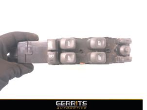 Gebruikte Ruit schakelaar elektrisch Volvo S80 (TR/TS) 2.9 SE 24V Prijs € 43,98 Margeregeling aangeboden door Gerrits Automotive BV