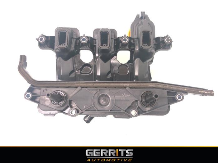 Gebruikte Kleppendeksel Renault Megane IV Estate (RFBK) 1.6 Energy dCi 130 Prijs € 49,99 Margeregeling aangeboden door Gerrits Automotive BV