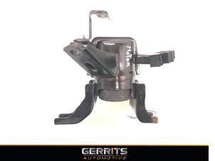 Gebruikte Motorrubber Toyota Auris Touring Sports (E18) 1.8 16V Hybrid Prijs € 27,48 Margeregeling aangeboden door Gerrits Automotive BV