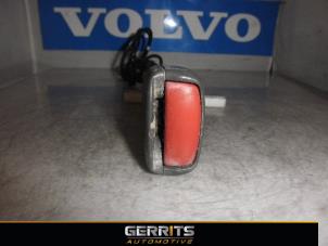 Gebruikte Veiligheidsgordel Insteek links-voor Volvo V70 (SW) 2.4 20V 140 Prijs € 21,98 Margeregeling aangeboden door Gerrits Automotive