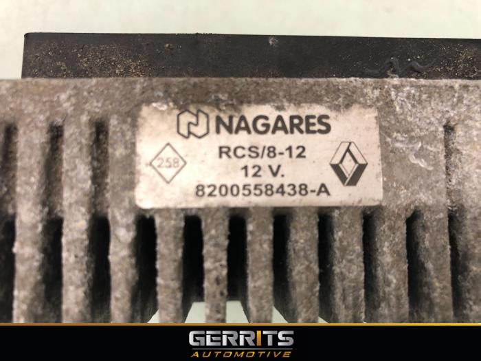 Computer Koeling van een Renault Kangoo Express (FW) 1.5 dCi 90 FAP 2013