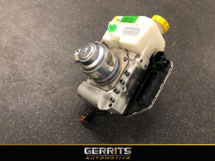 Gebruikte ABS Pomp Alfa Romeo Giulia (952) 2.9 Bi-Turbo V6 24V Quadrifoglio Verde Prijs € 699,99 Margeregeling aangeboden door Gerrits Automotive BV