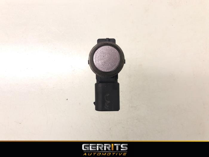 Gebruikte Sensor PDC Peugeot 308 SW (L4/L9/LC/LJ/LR) 1.5 BlueHDi 130 Prijs € 27,48 Margeregeling aangeboden door Gerrits Automotive BV