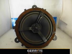 Gebruikte Luidspreker Volvo XC90 I 2.4 D5 20V Prijs € 37,40 Margeregeling aangeboden door Gerrits Automotive BV