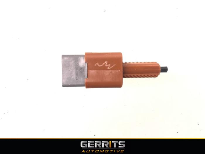 Gebruikte Cruise control sensor Renault Clio V (RJAB) 1.6 E-Tech 140 16V Prijs € 21,98 Margeregeling aangeboden door Gerrits Automotive BV
