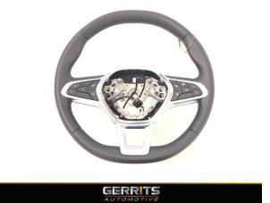 Gebruikte Stuurwiel Renault Clio V (RJAB) 1.6 E-Tech 140 16V Prijs € 192,48 Margeregeling aangeboden door Gerrits Automotive