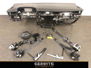Gebruikte Airbag Set + Module Renault Clio V (RJAB) 1.6 E-Tech 140 16V Prijs € 1.749,99 Margeregeling aangeboden door Gerrits Automotive