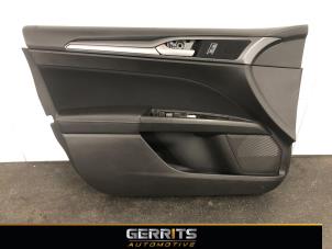 Gebruikte Deurbekleding 4Deurs links-voor Ford Mondeo V Wagon 1.5 TDCi Prijs € 137,48 Margeregeling aangeboden door Gerrits Automotive BV