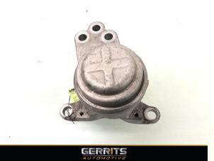 Gebruikte Motorrubber Ford Mondeo V Wagon 1.5 TDCi Prijs € 54,98 Margeregeling aangeboden door Gerrits Automotive BV