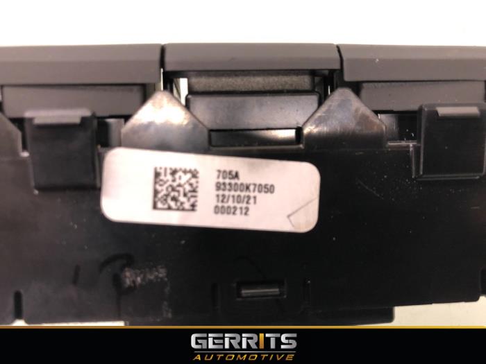 Start/Stop schakelaar van een Hyundai i10 1.0 12V 2022