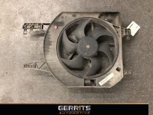 Gebruikte Vin Opel Vivaro 1.9 DI Prijs € 37,24 Inclusief btw aangeboden door Gerrits Automotive BV