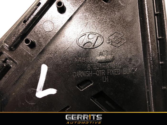 Sierstrip van een Hyundai i10 1.0 12V 2022