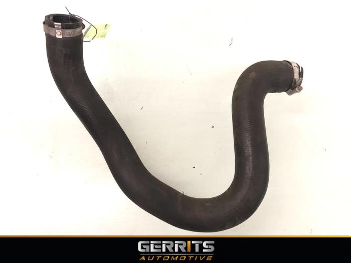 Gebruikte Intercooler Slang Citroen C4 Picasso (3D/3E) 1.6 e-HDi 115 Prijs € 27,48 Margeregeling aangeboden door Gerrits Automotive BV