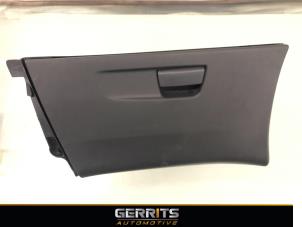 Gebruikte Dashboardkastje Citroen C4 Picasso (3D/3E) 1.6 e-HDi 115 Prijs € 65,98 Margeregeling aangeboden door Gerrits Automotive