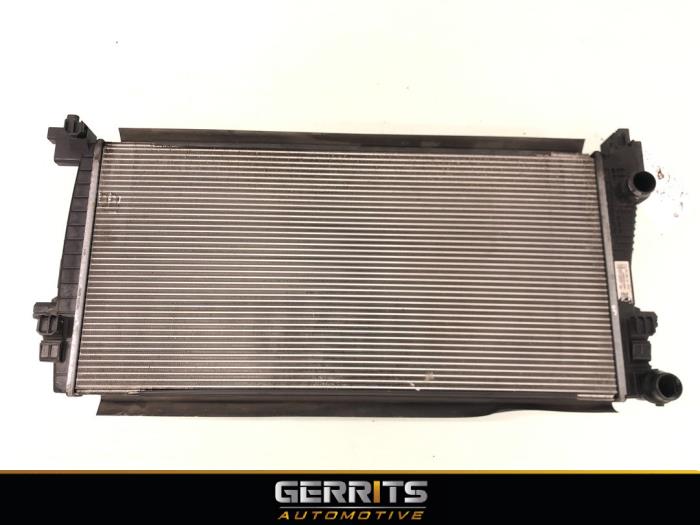 Gebruikte Radiateur Skoda Octavia Combi (5EAC) 1.2 TSI 16V Prijs € 82,48 Margeregeling aangeboden door Gerrits Automotive BV