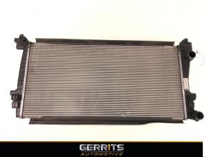 Gebruikte Radiateur Skoda Octavia Combi (5EAC) 1.2 TSI 16V Prijs € 82,48 Margeregeling aangeboden door Gerrits Automotive