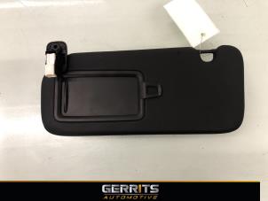 Gebruikte Zonneklep Mazda 3 Sport (BP) 2.0 SkyActiv-G 122 Mild Hybrid 16V Prijs € 54,98 Margeregeling aangeboden door Gerrits Automotive BV