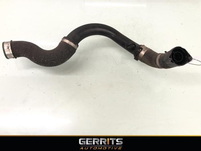 Gebruikte Intercooler Buis Volkswagen Transporter/Caravelle T5 2.0 TDI DRF Prijs € 46,56 Inclusief btw aangeboden door Gerrits Automotive BV